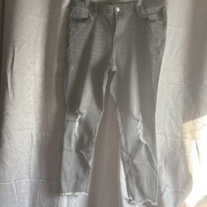 Old Navy Gray Cropped Distressed Jeans